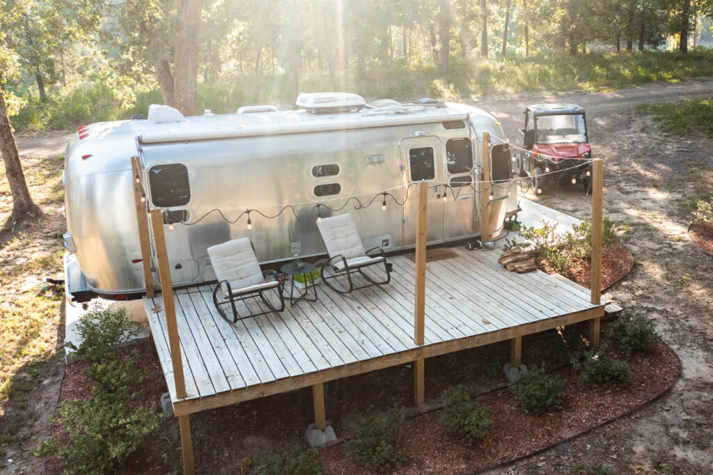 Hollywood Airstream | Glamping in East Texas | Dead Cat Ranch